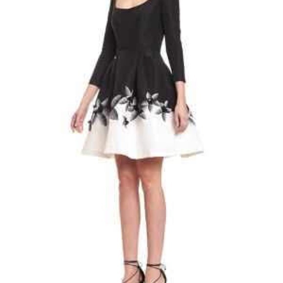 Carolina Herrera Silk Dress Size 8 - Picture 1 of 5